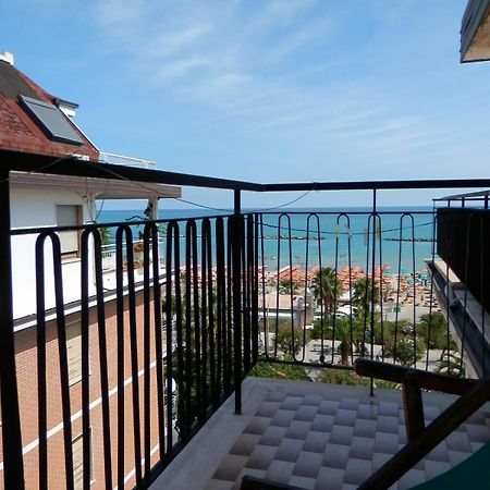 B&B Attico Mare San Benedetto del Tronto Exteriér fotografie